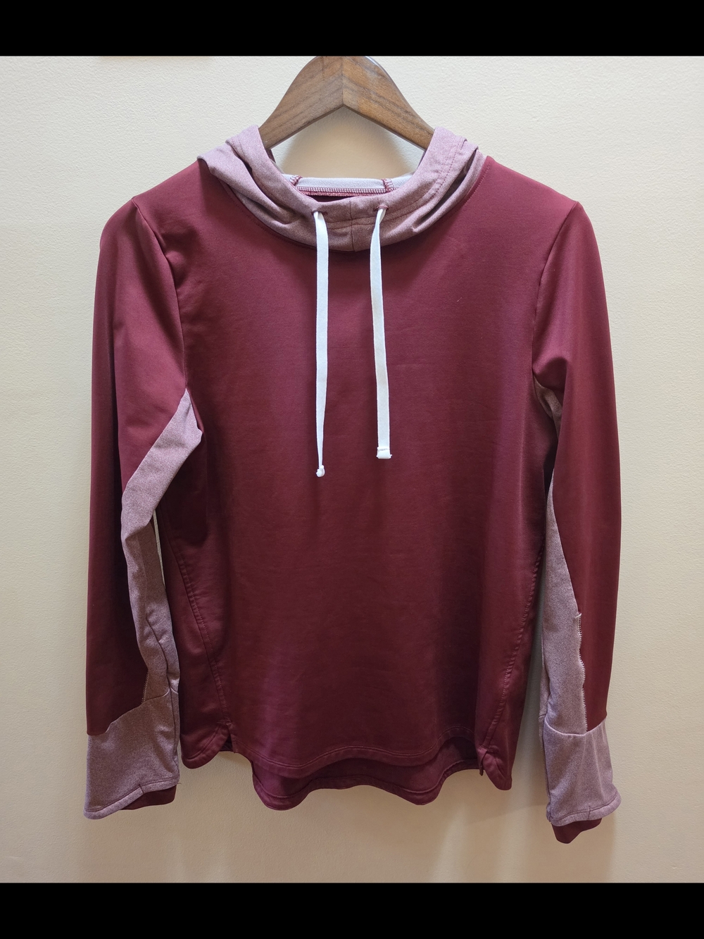 Under Armour Womens Medium Coldgear Hoodie